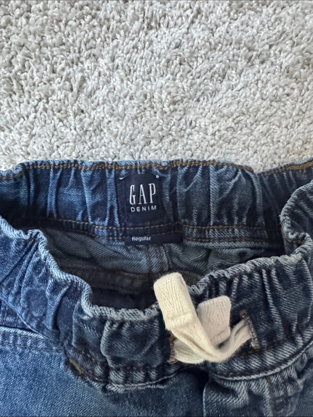 GAP Jean shorts XS. Good Condition